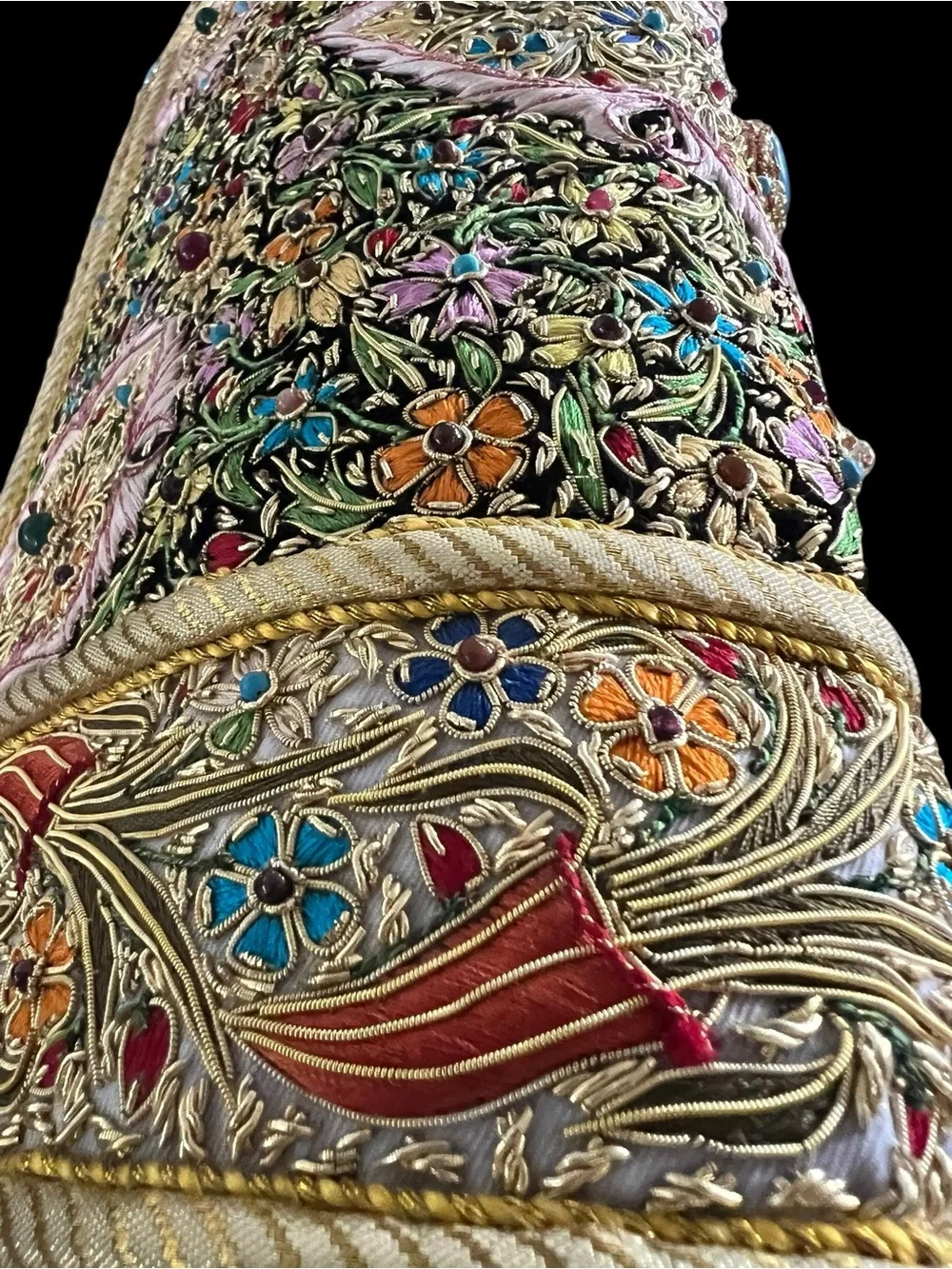 Esquisite Zardozi Style Metallic Embroidered Velvet Wall Tapestry Jeweled 20x25”